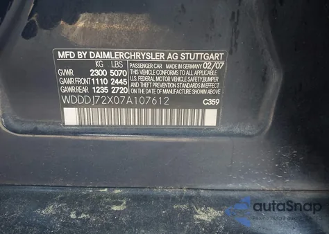 2007 Mercedes-Benz Cls 550 z USA, uszkodzony, nr VIN WDDDJ72X07A107612